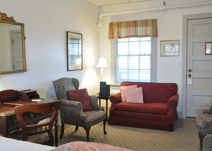 First Colony Inn